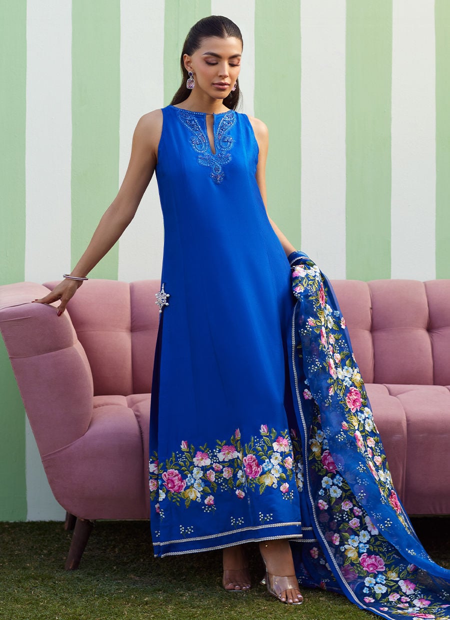 Farah Talib Aziz | Luna Eid 26 | Lara Shirt And Dupatta