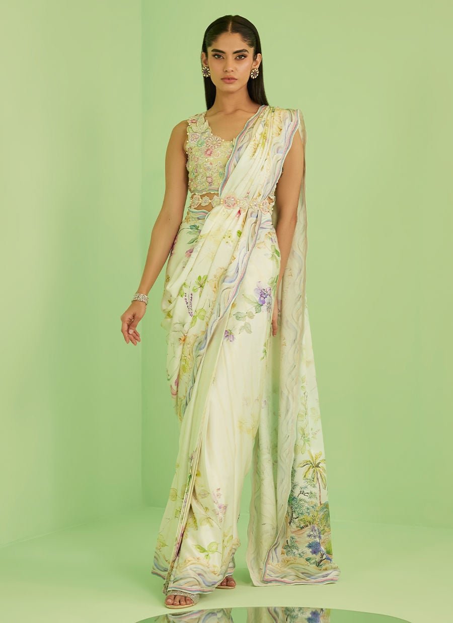 Farah Talib Aziz | Veya A Draped Capsule | Avery Saree