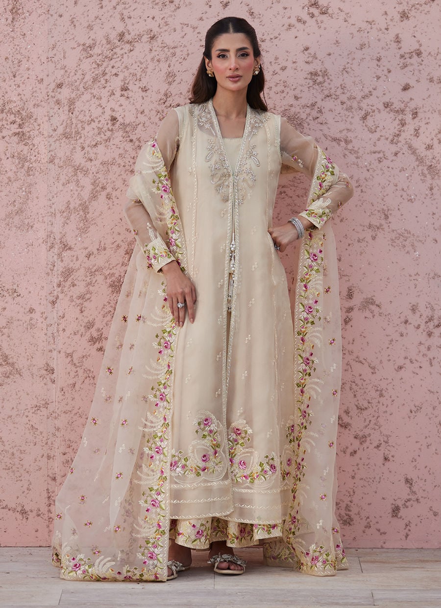 Farah Talib Aziz | Tara Luxe Eid 26 | Ciela Shirt