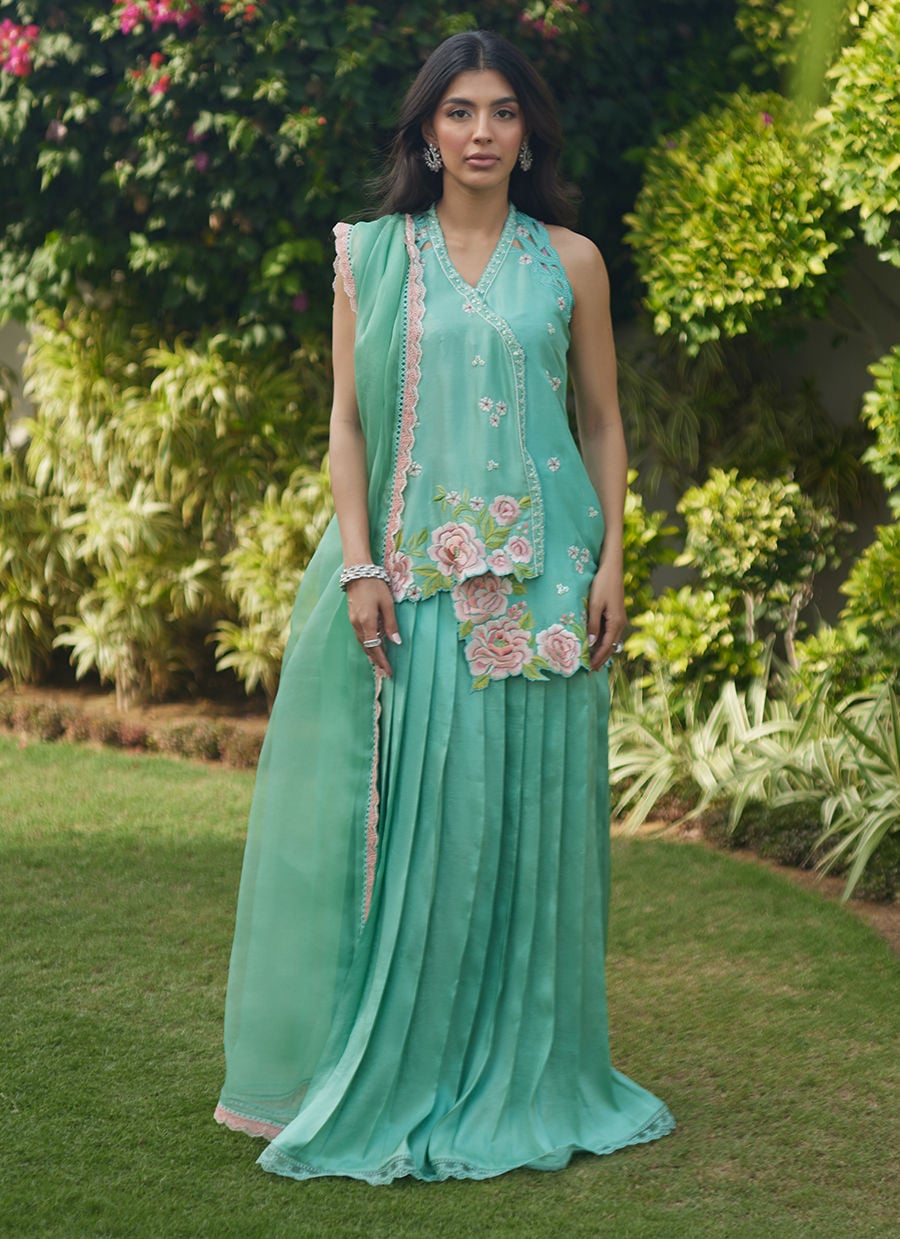 Farah Talib Aziz | Tara Luxe Eid 26 | Heidi