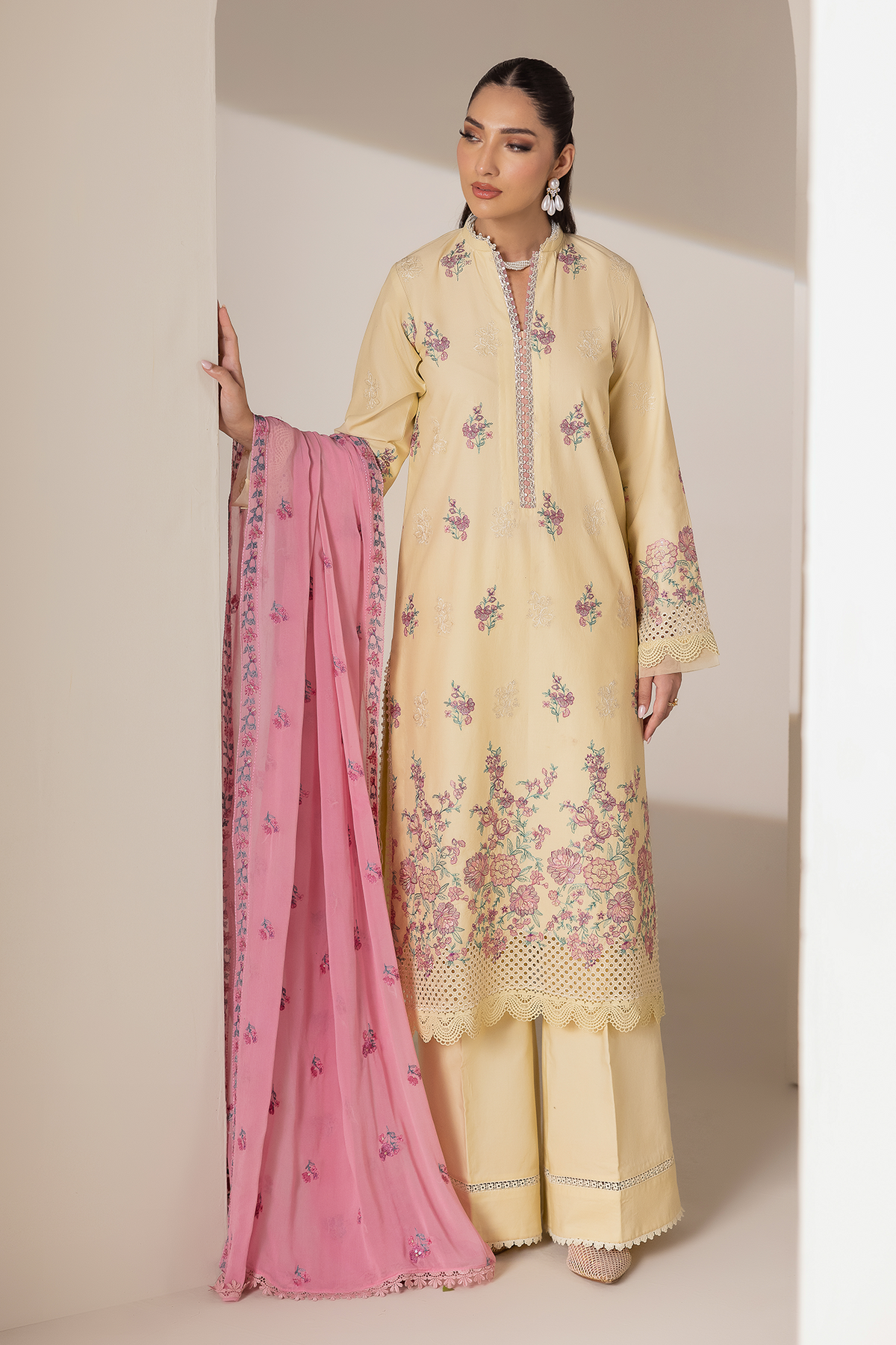 Rajbari | Premium Edition | Embroidered Chiffon Dopatta 09