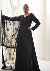Umsha | Luxury Pret | BLACK SWAN