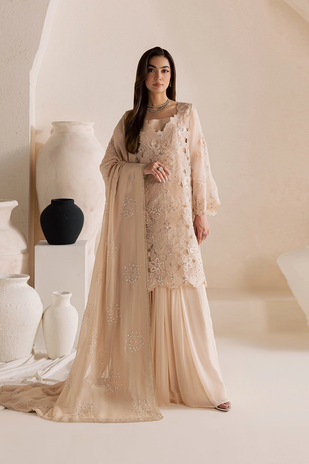 Vanya | Solana Luxe Pret |   FF-83