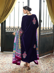Zainab Chottani | Velura Velvet Edit 25 | Ameth Long Shirt