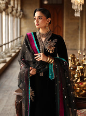 Zainab Chottani | Velura Velvet Edit 25 | Siya Long Shirt