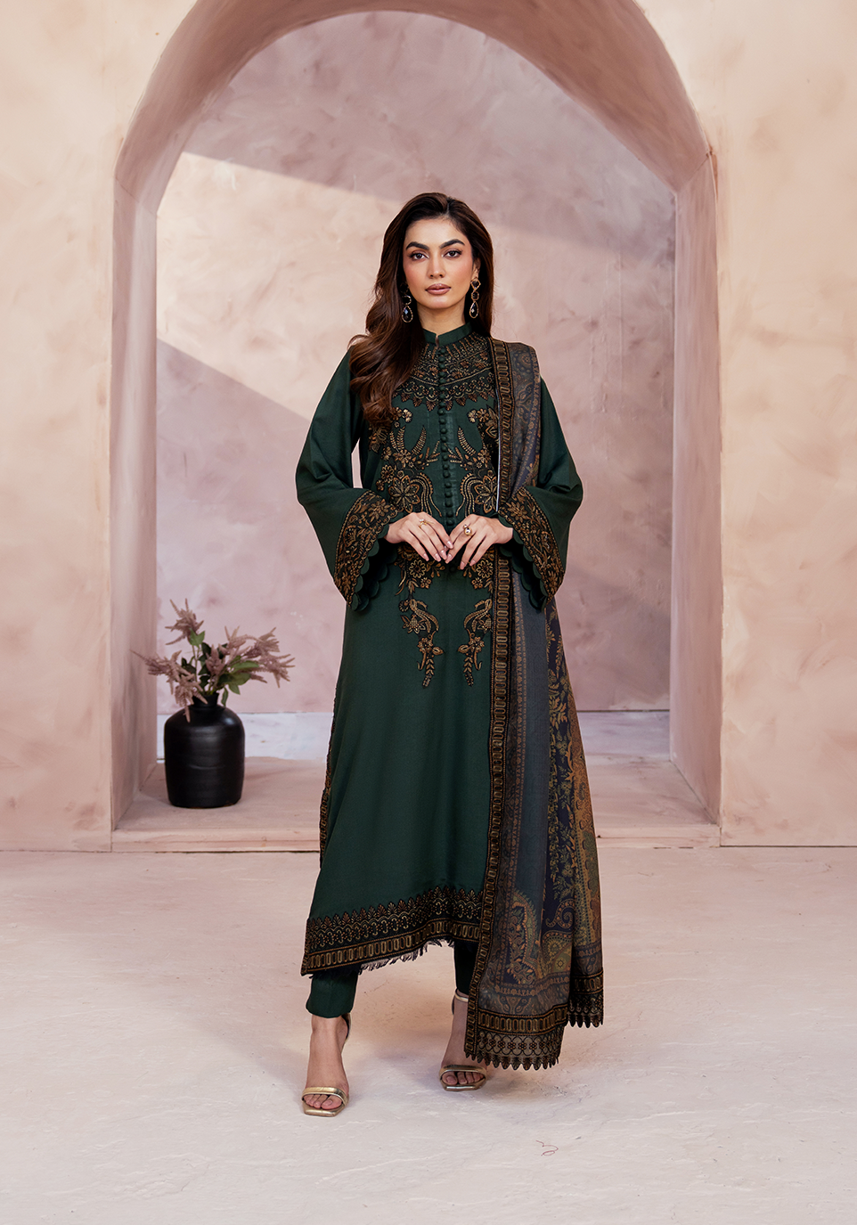 Zarqash | The Winter Luxe Pret | MOSS POISE