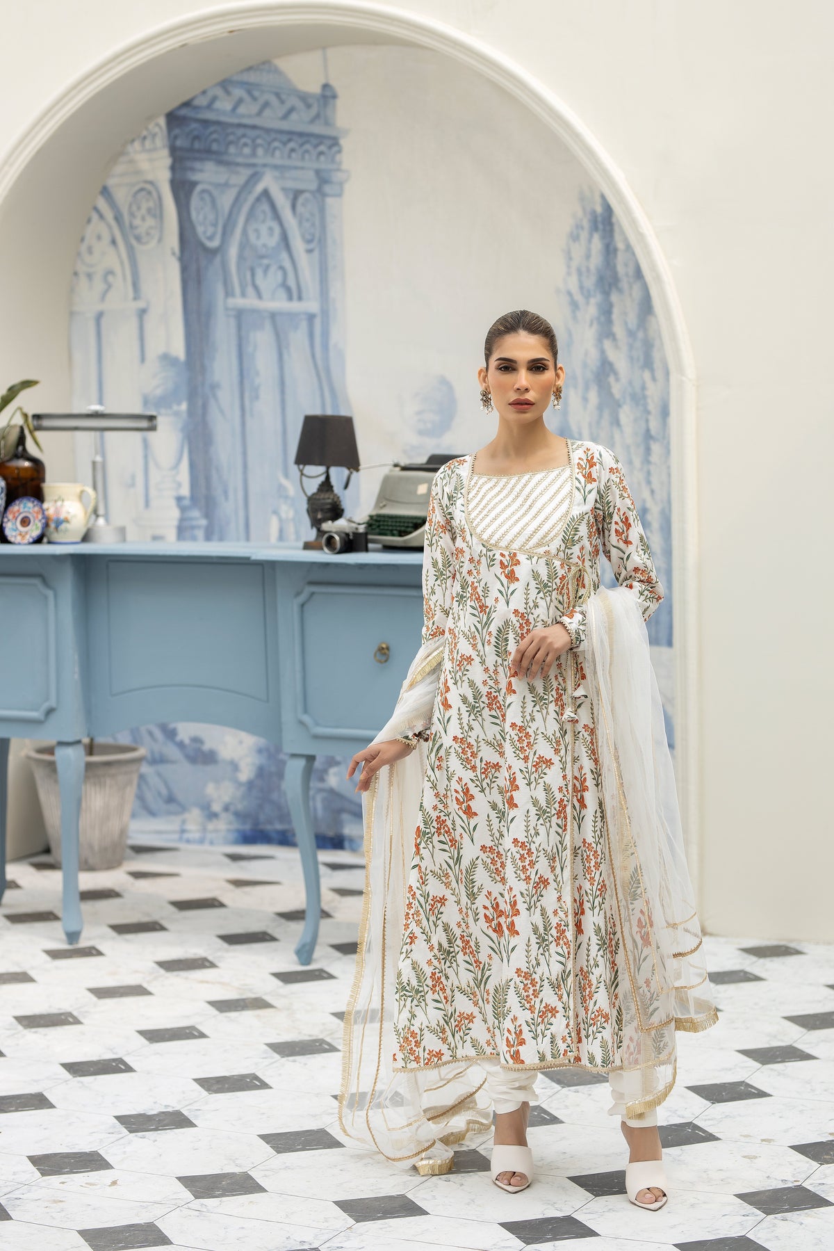 Purple haze Pret Studio | Noubahar Luxury Formals | Floral Anrakha