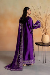 Emaan Adeel | Elara Formals | EVERLY