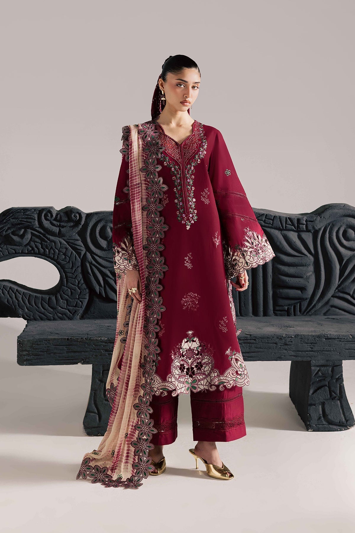 Vanya | Celine Formals | CN-19
