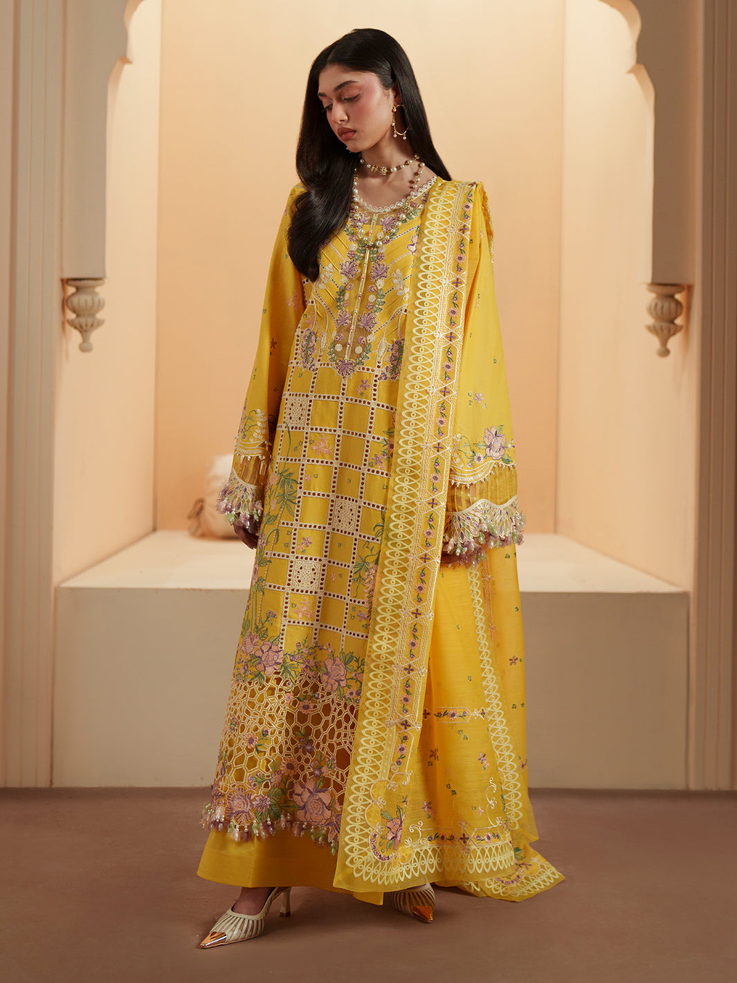 Bin Ilyas | Mashriq Luxury Lawn 26 | D-111-A