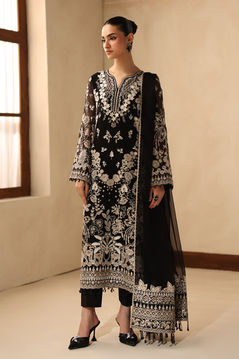 Baroque | Formals Collection | EMBROIDERED CHIFFON UF-4490