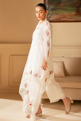 Cross Stitch | Luxe Atelier 25 | WHITE WHISPER
