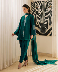 Sadaf Fawad Khan | Eva Luxury Pret 26 | Viridian