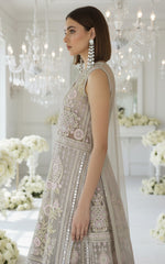 Threads and Motifs | Formal Outfits | 9655