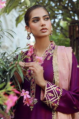 Sana Abbas | Velvet Formals | SPINEL