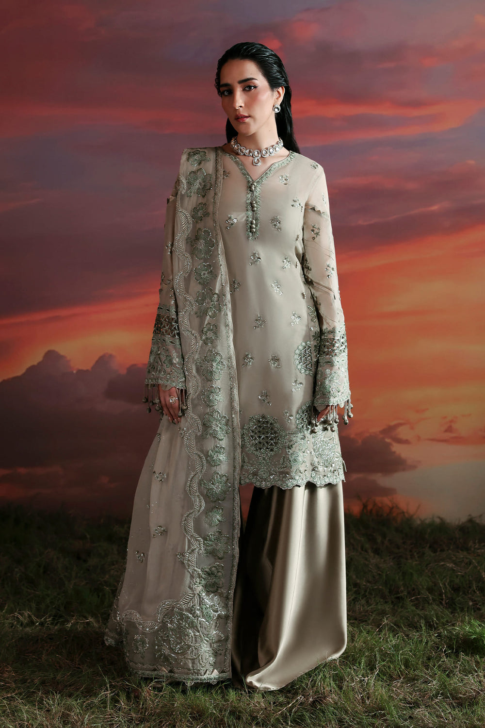 Zarposh | Moonlit Muse | Nerine