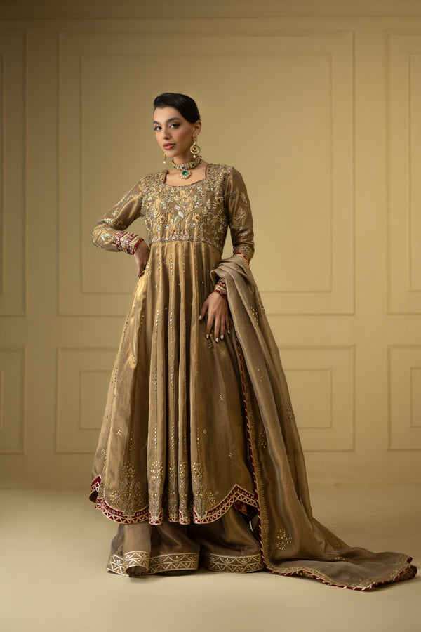 Sana Abbas | Suvi Wedding Formals | SILA