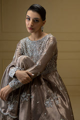 Sana Abbas | Suvi Wedding Formals | ENARA
