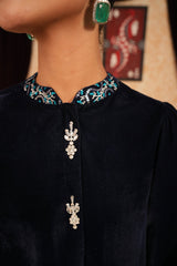 Fozia Khalid | Velvet Deck | Spade