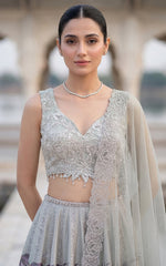 Threads and Motifs | Formal Outfits | 10597