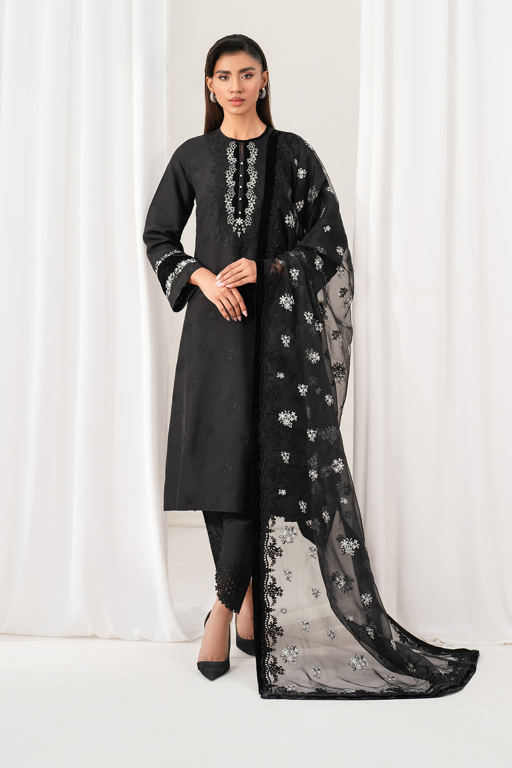 Baroque | Formals Collection | EMBROIDERED RAW SILK UF-4137