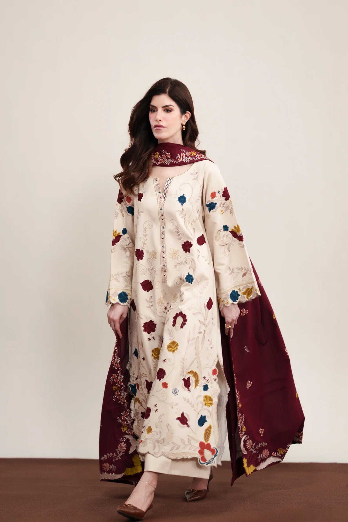 Lelani | 111 The Collection | AUTUMN IN IVORY