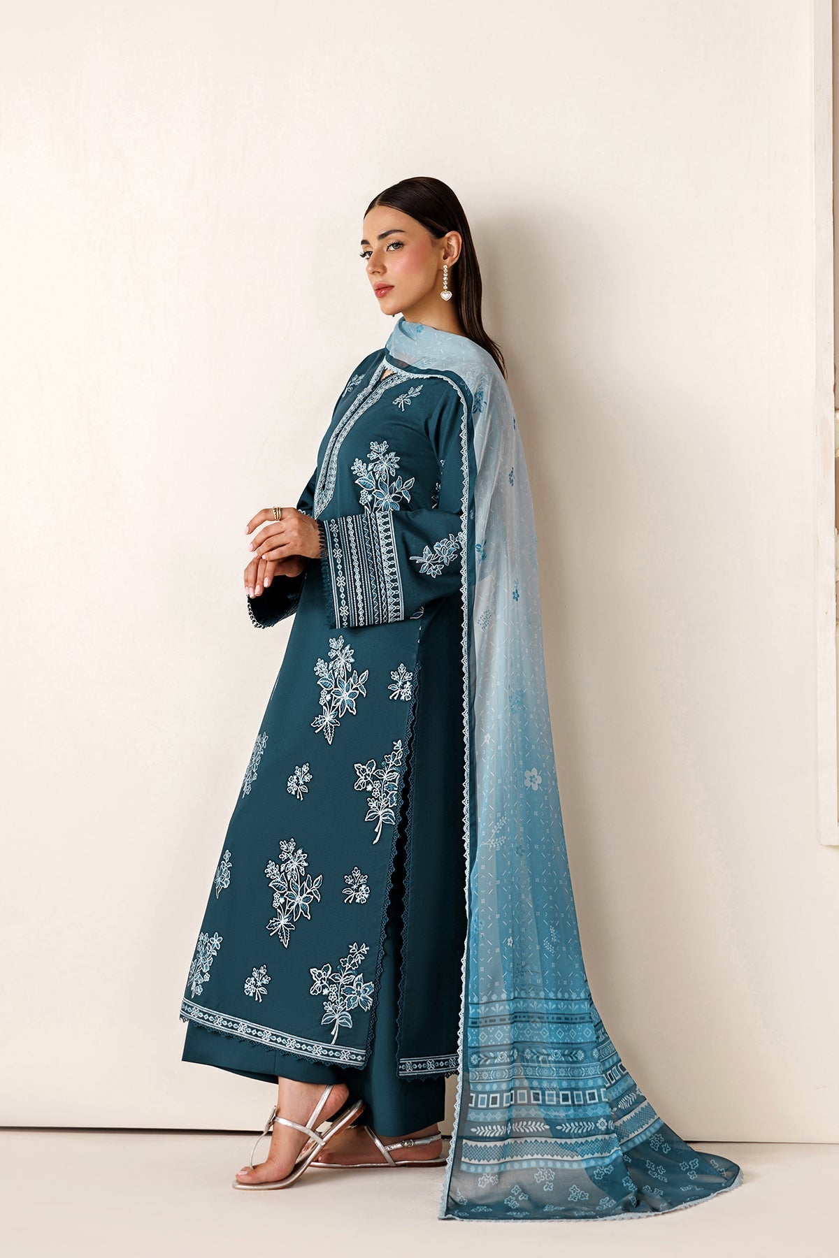 Farasha | Summer Melody 26 | Azure Frost