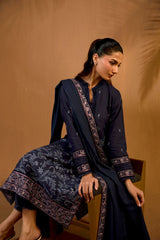 Sobia Nazir | Winter Shawl 25 | Design 7B