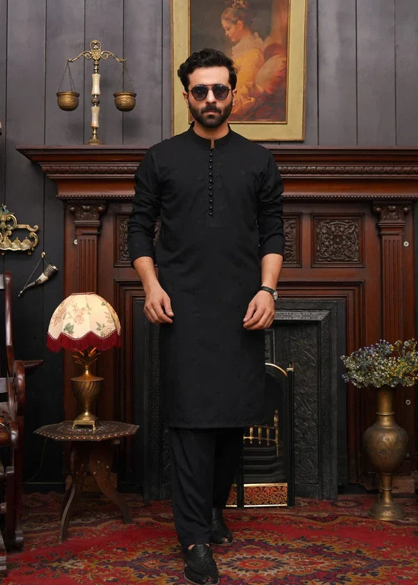 MEN'S JET BLACK CHIKEN KURTA SET - Maqsood Garments