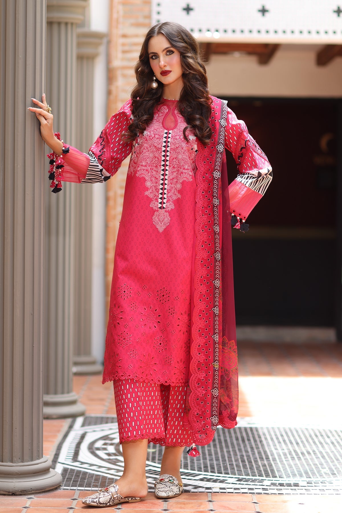 Charizma | Aniq Lawn | AN6-10