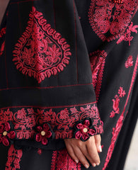 Republic Womenswear | Amaris Luxury Shawl 25 | Almira