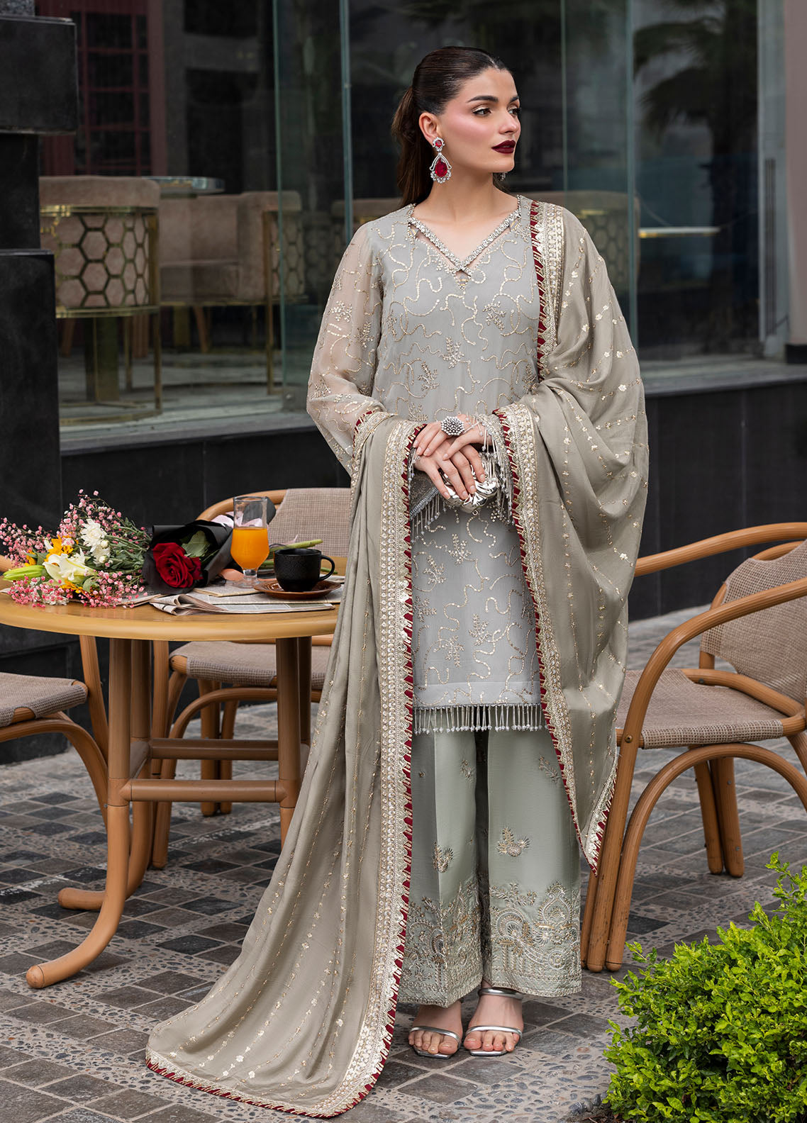 Sahane | At First Glance | CT 25007 Dew