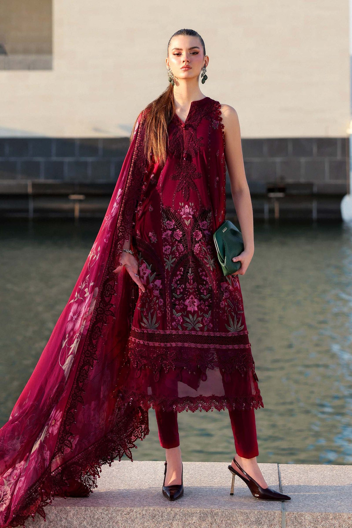 Maria B | Lawn 26 | D-2611-B