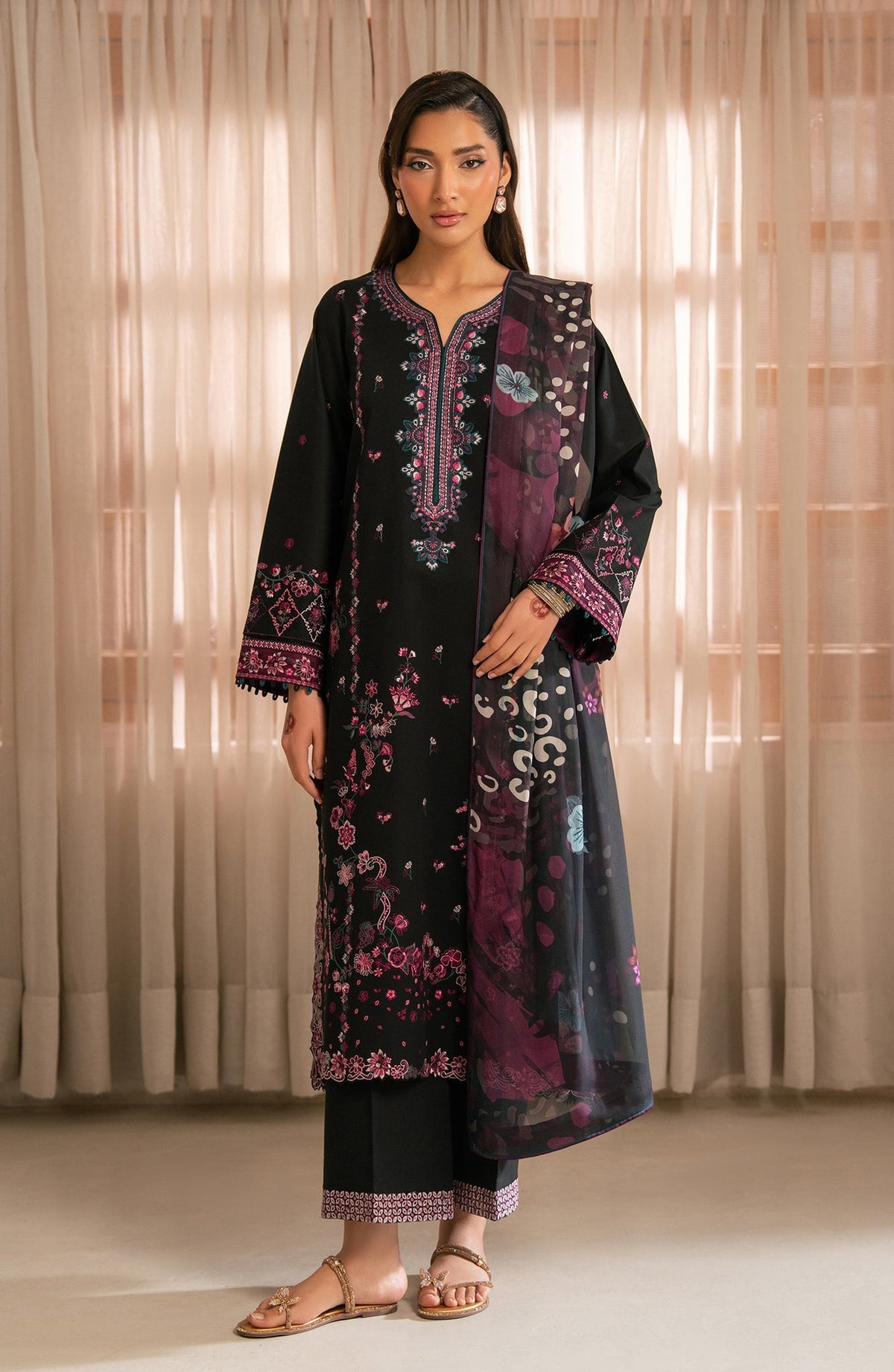 Seran | Luxury Lawn | Zahr