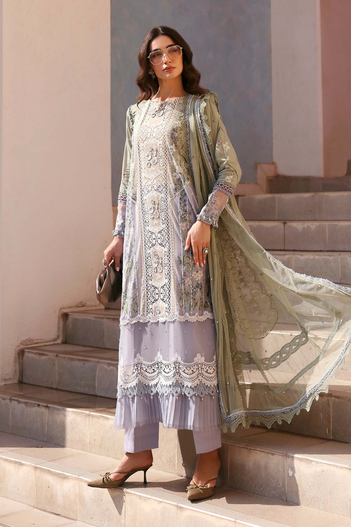 Maria B | Lawn 26 | D-2606-B