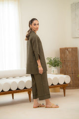 Sahar | Pre Essential Emb Edit | Olive Dusk