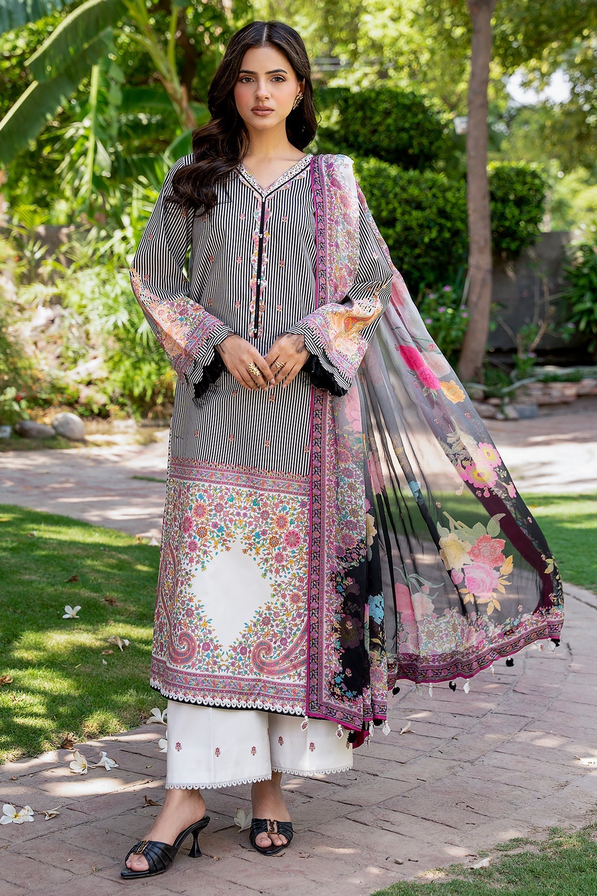 Charizma | C Print Lawn | CP6-22