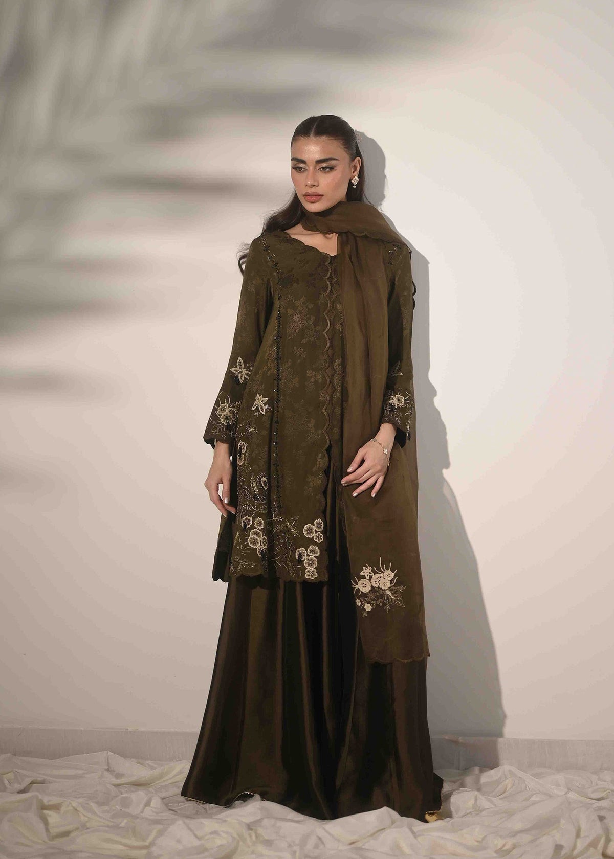 Umsha | Lumiere Luxe Edit | Olive Mossique