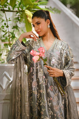 Sania Maskatiya | Fall Festive Shimmer | Gaia