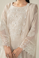 Maria B | Luxury Winter Pret 25 | DW-EA25-123-Off White