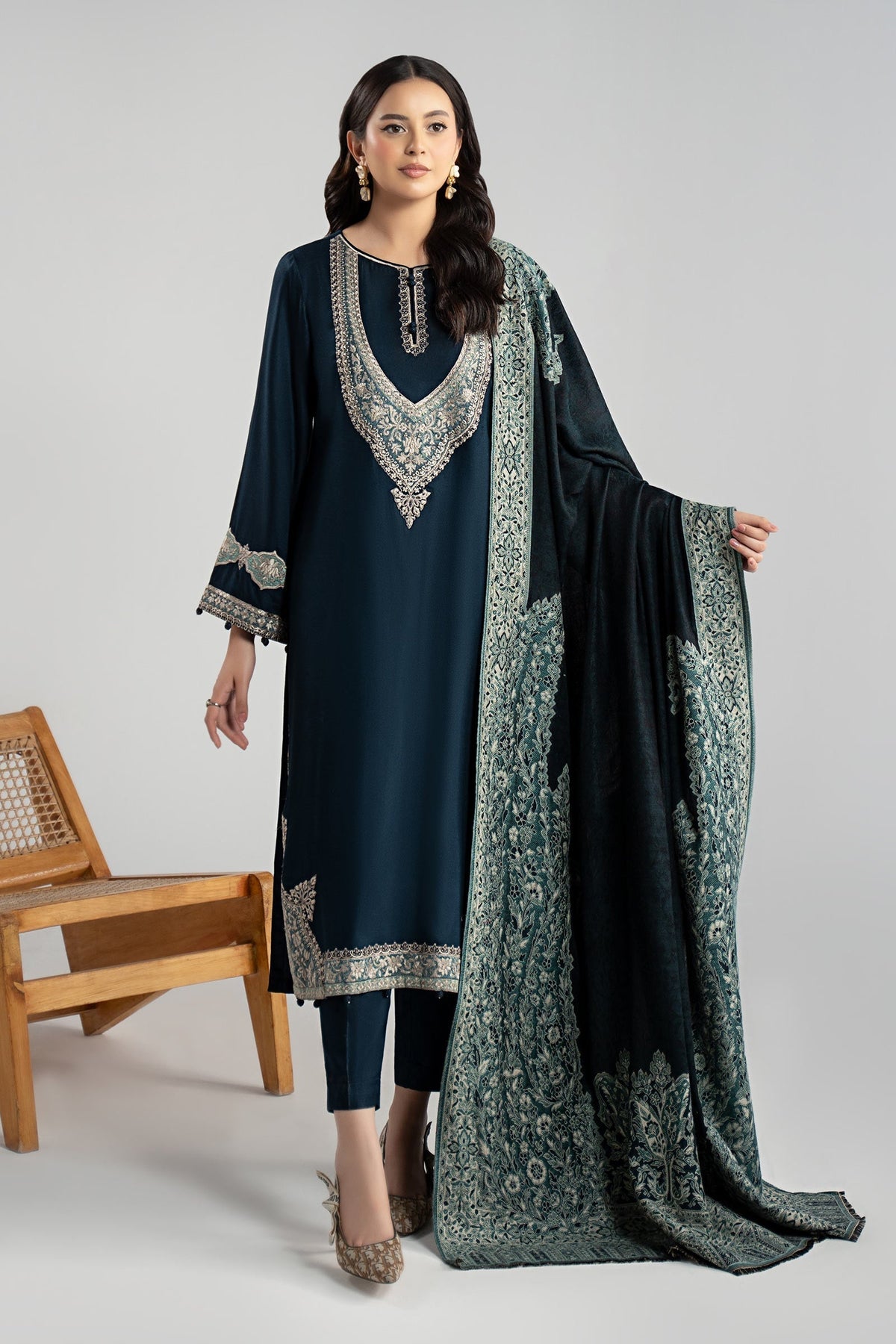 Maria B | Luxury Winter Pret 25 | DW-W24-102R1-Blue
