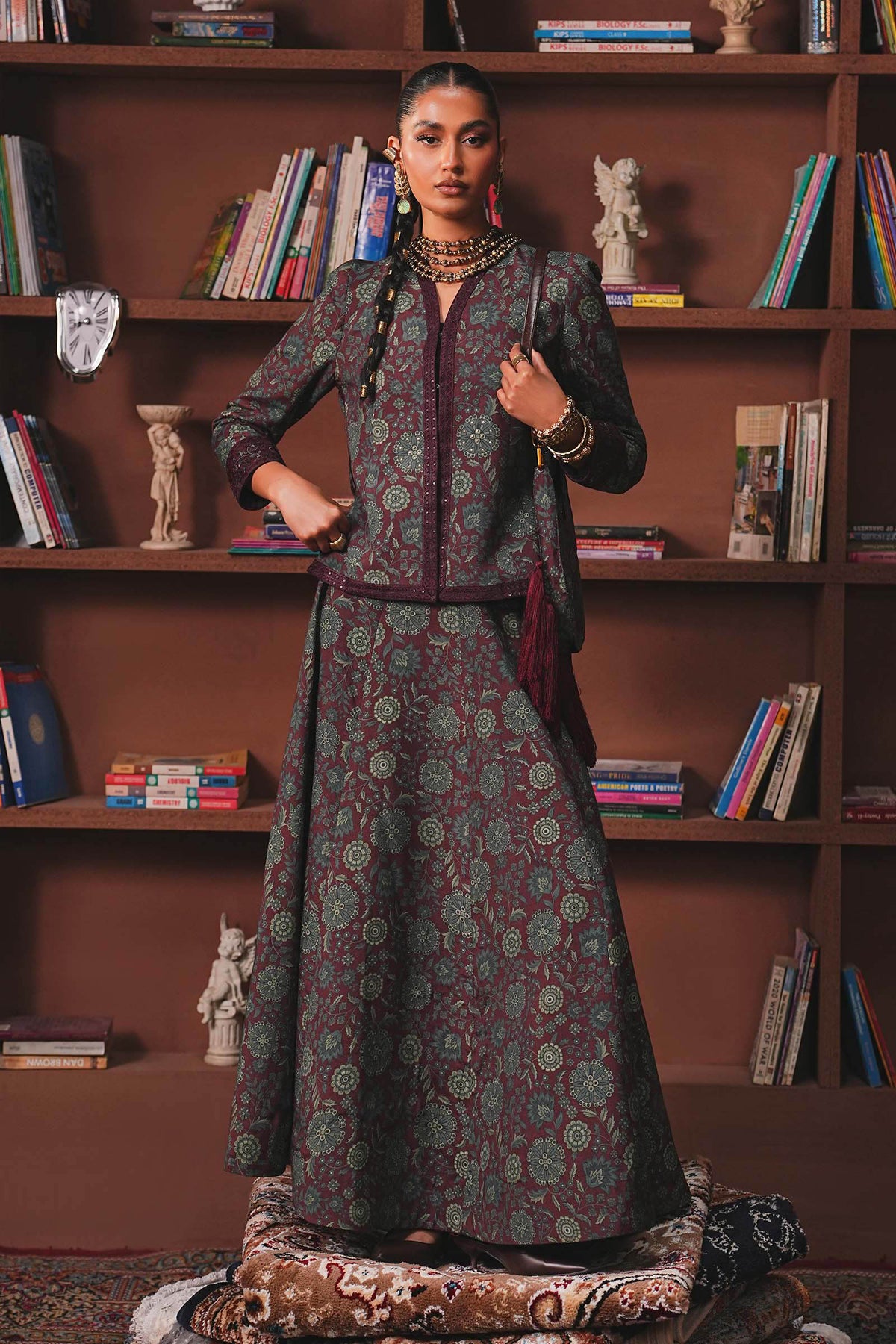 Maria B | Luxury Pret Winter 25 | DW-W25-82