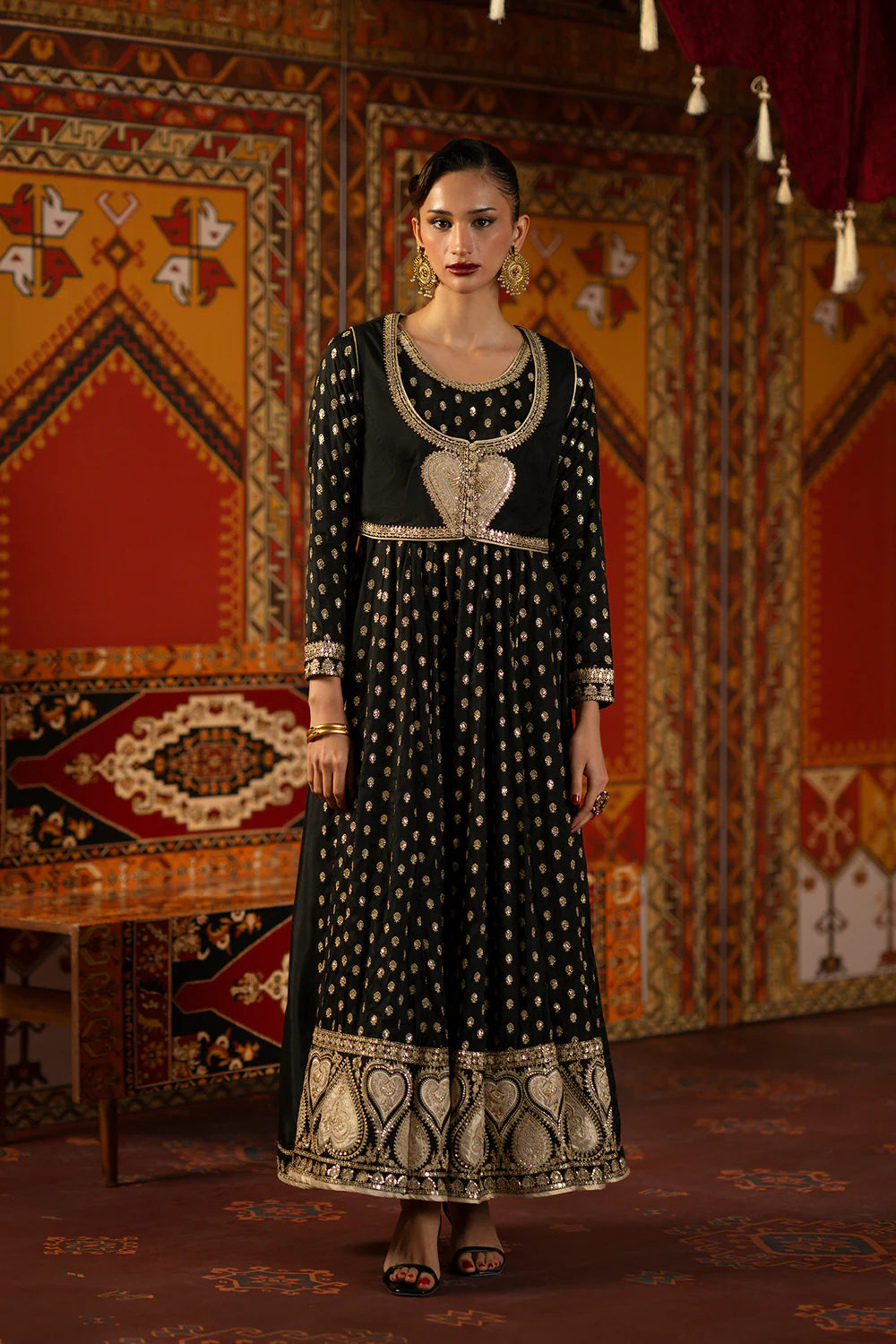 Ethnc | 2 Piece EMBROIDERED SUIT 26 | BLACK E1051