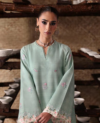 Republic Womenswear | Neoma Essential Basic Pret 26 | Isolde
