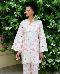 Republic Womenswear | Neonma Essential Pret 26 | Lumi