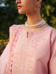 Mahnur | Fiona Lawn 26 | F-13