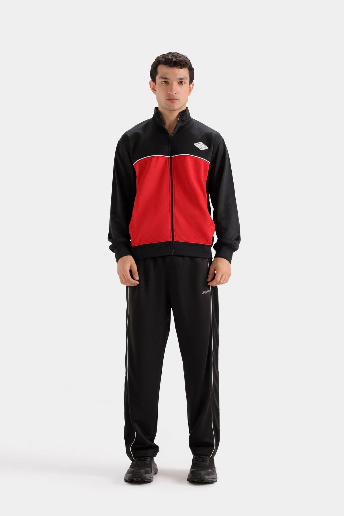 Outfitter Regular Fit Activewear Color-Block Zipper