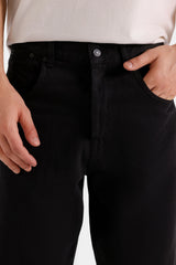 Zayan Clothing | Outfitter | Relaxed Fit Jeans