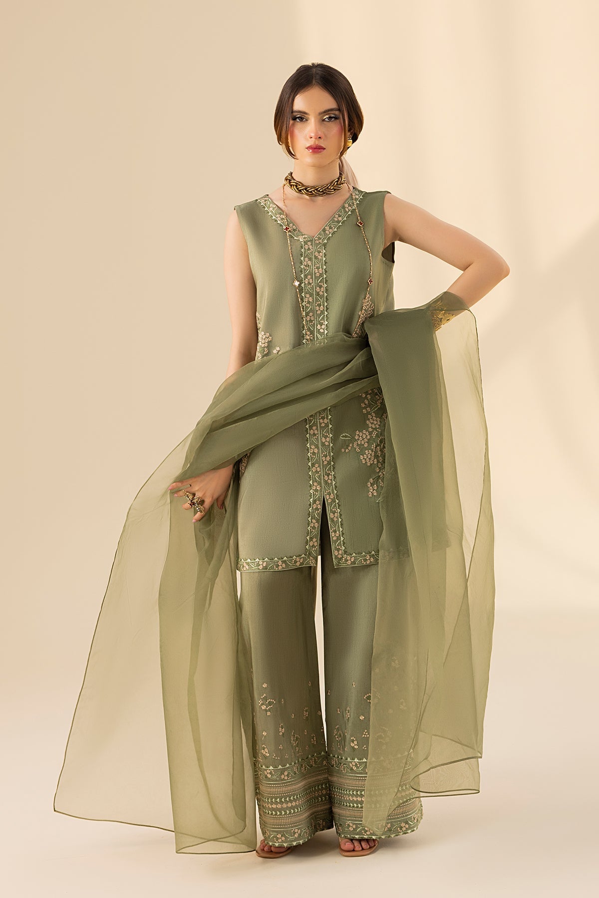 Erum Khan | Lillia Summer Edit | Olive Bloom