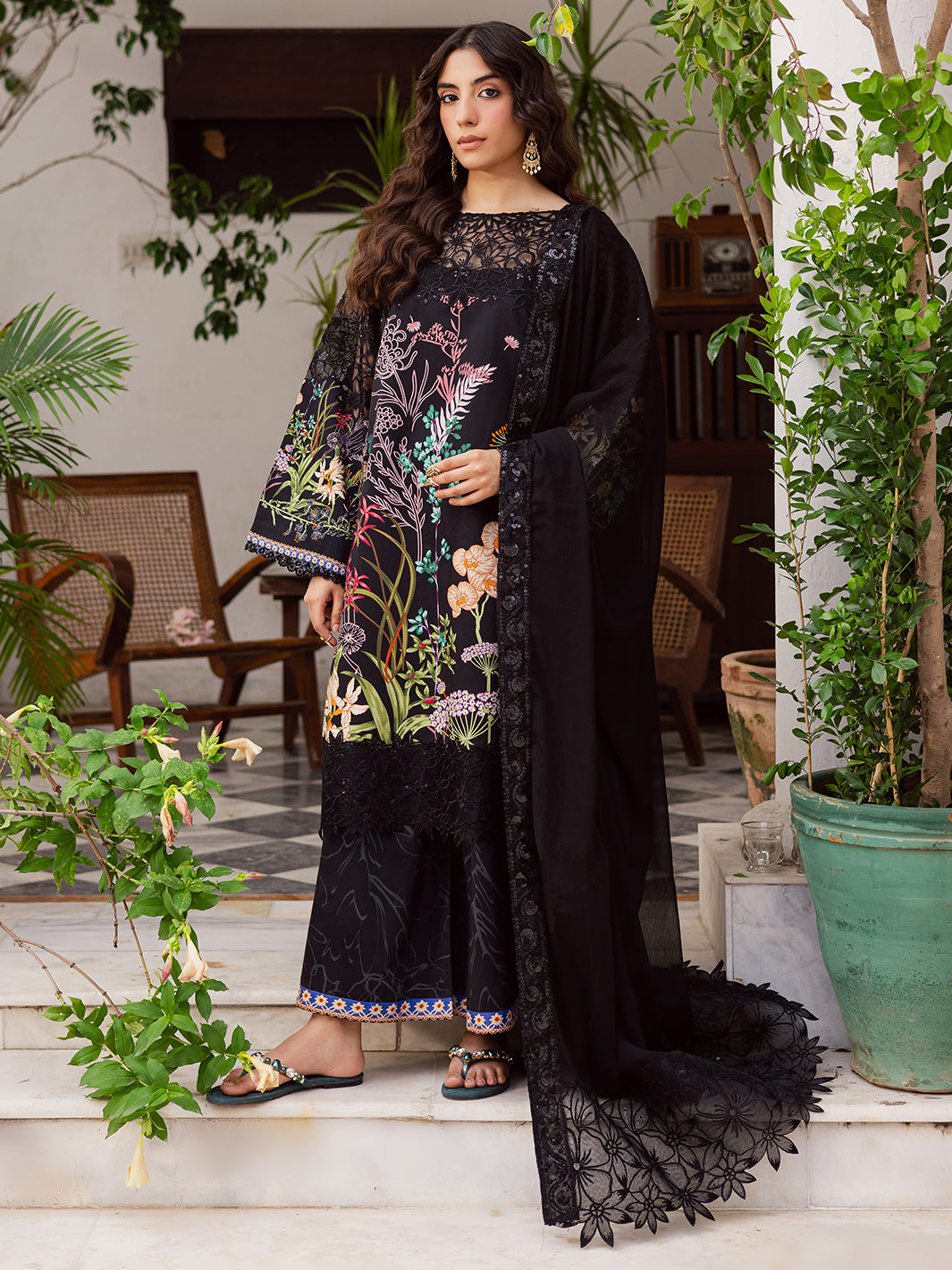Mahnur | Gulzar Winter 25 | G - 01